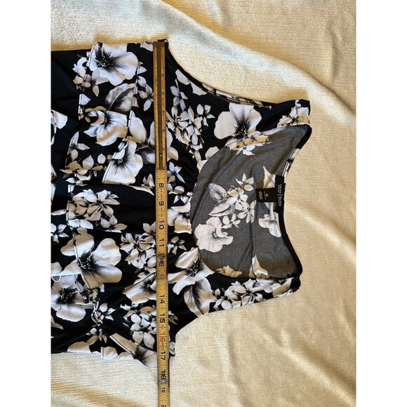 WHBM Women's Black & White Floral Print Ruffles Sleeveless Blouse Top Sz‎ Medium - Picture 7 of 8